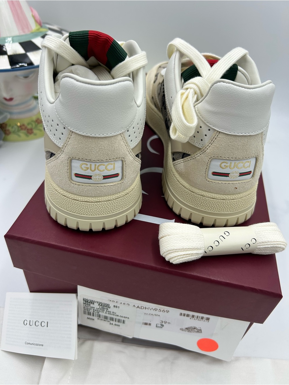 Women's Gucci Cream and Beige GG Canvas Low-Top Sneakers with Red-Green Web 39.5 - Picture 11 of 11